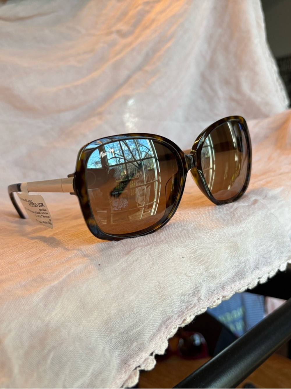 Maui Jim Tortoiseshell Sunglasses with Brown Lenses - Picture 5 of 5